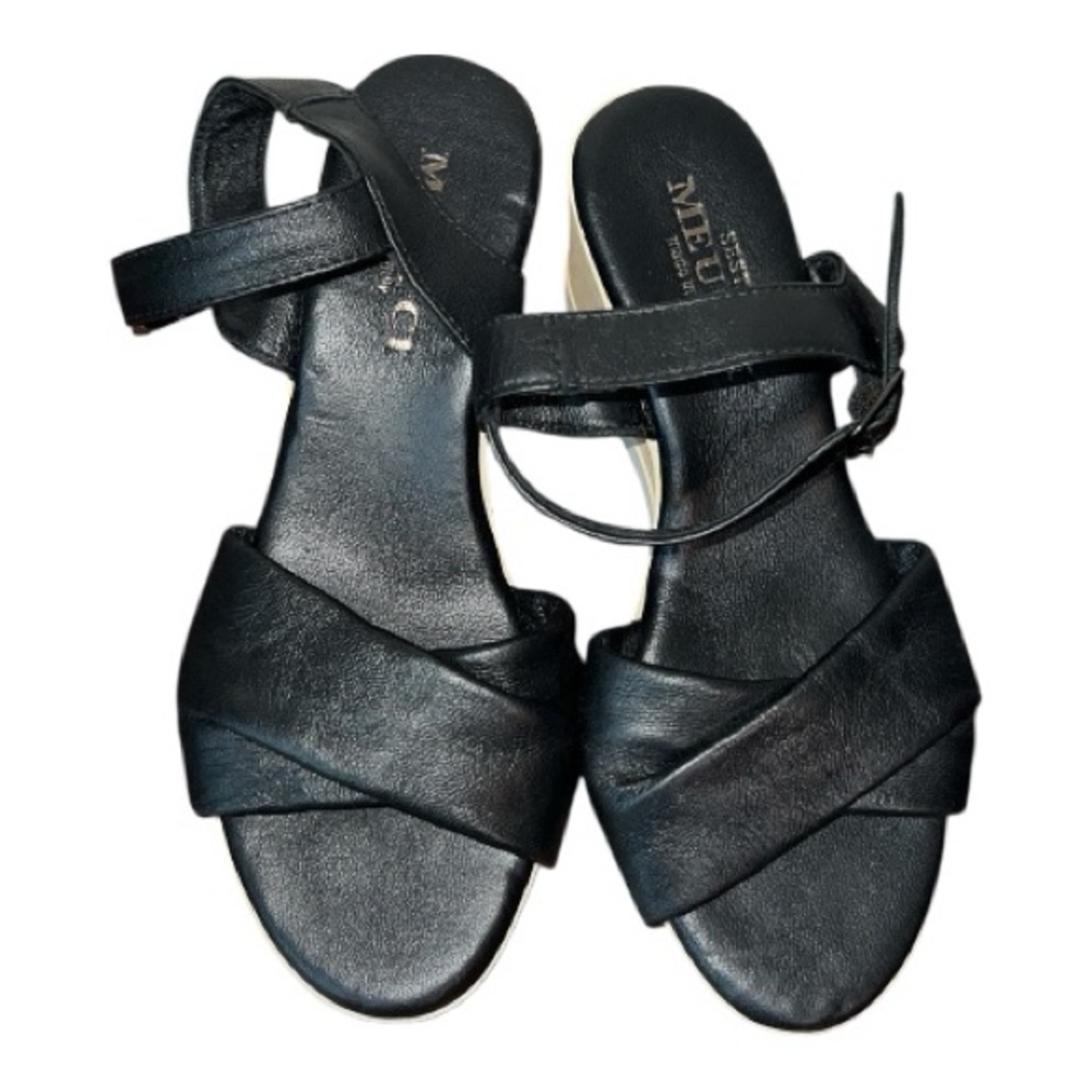 Sesto Meucci Black Criss Cross Ankle Strap Sandals Size 4.5